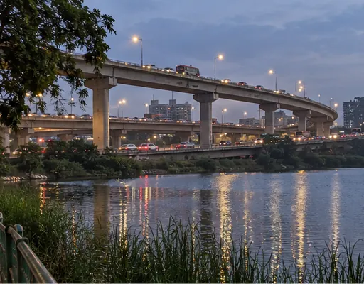 Hebbal flyover beside the lake