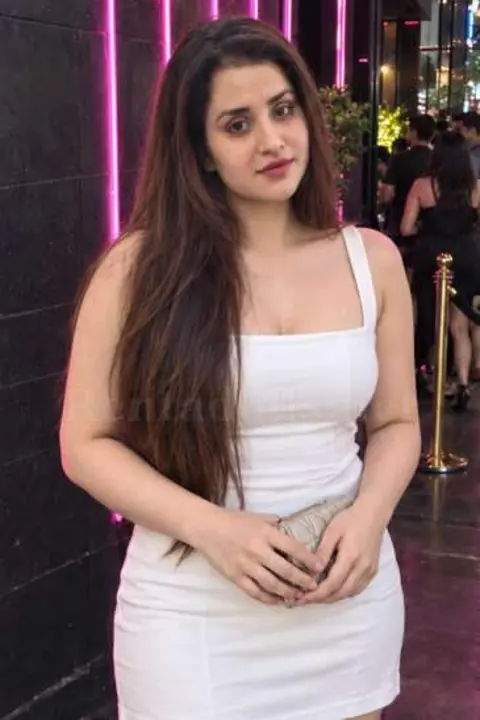 Simran, Bangalore escort who speaks Kannada